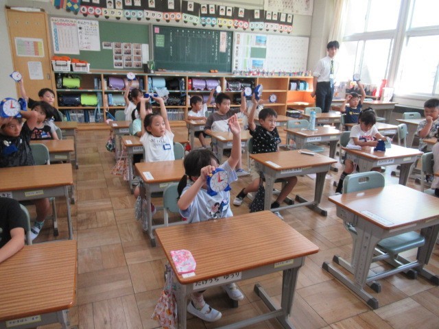 3．算数時計の学習(1年） (3).JPG